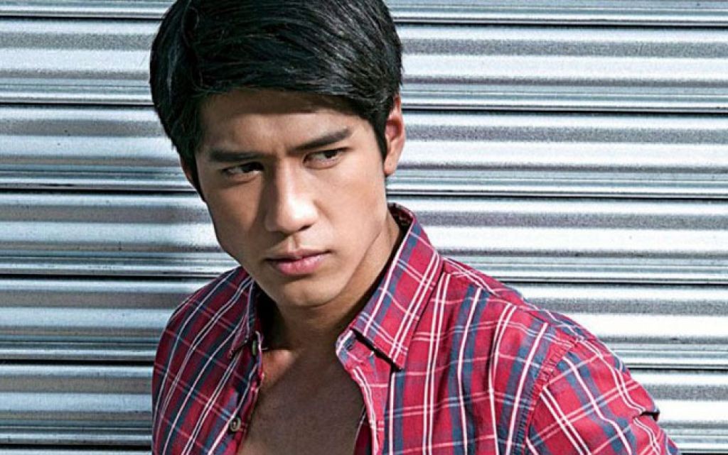 Aljur Abrenica, red long sleeves unbuttoned
